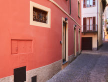 Apartment Cris House