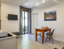 Apartment Cris House