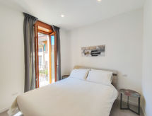 Apartment Cris House