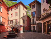 Apartment Cris House