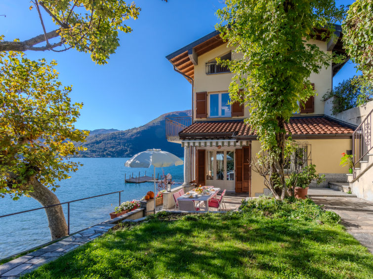 Search and Stay Destinations. Vacation Rentals in Cima, Province of Como - Lombardy - Italy