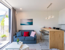 Apartment Lakeview Terrace