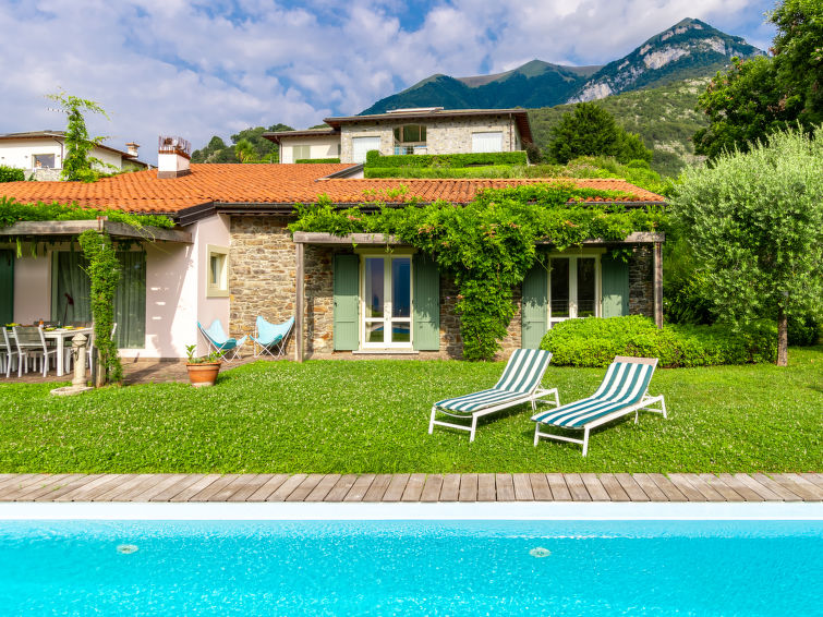 Search and Stay destination Provincia di Como, Lombardia - Italy from AU$ 895. Villa Ulivo