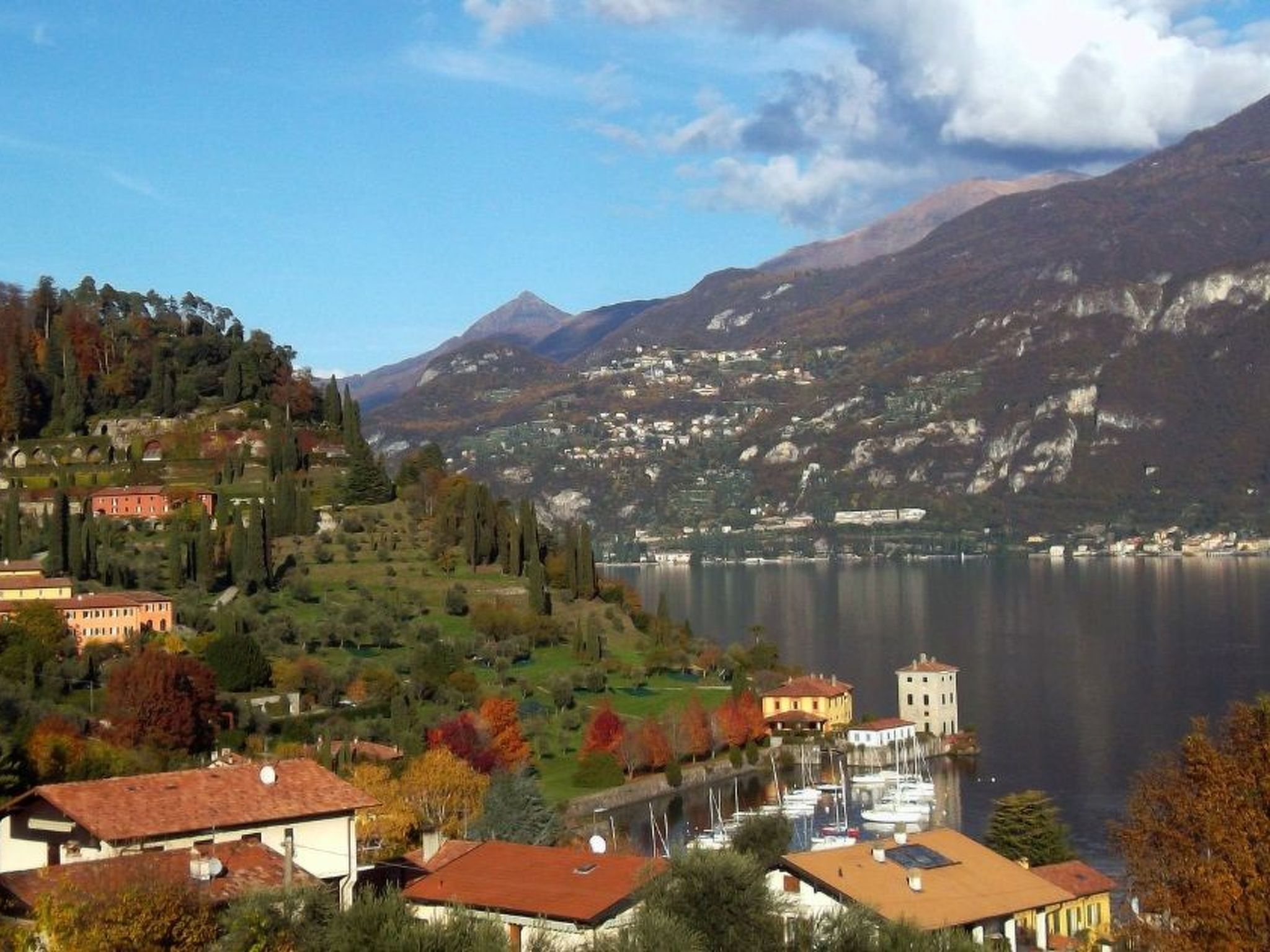 Photo of CasaKatty Zwei-Zimmer-Wohnung mit Balkon mit Seeblick