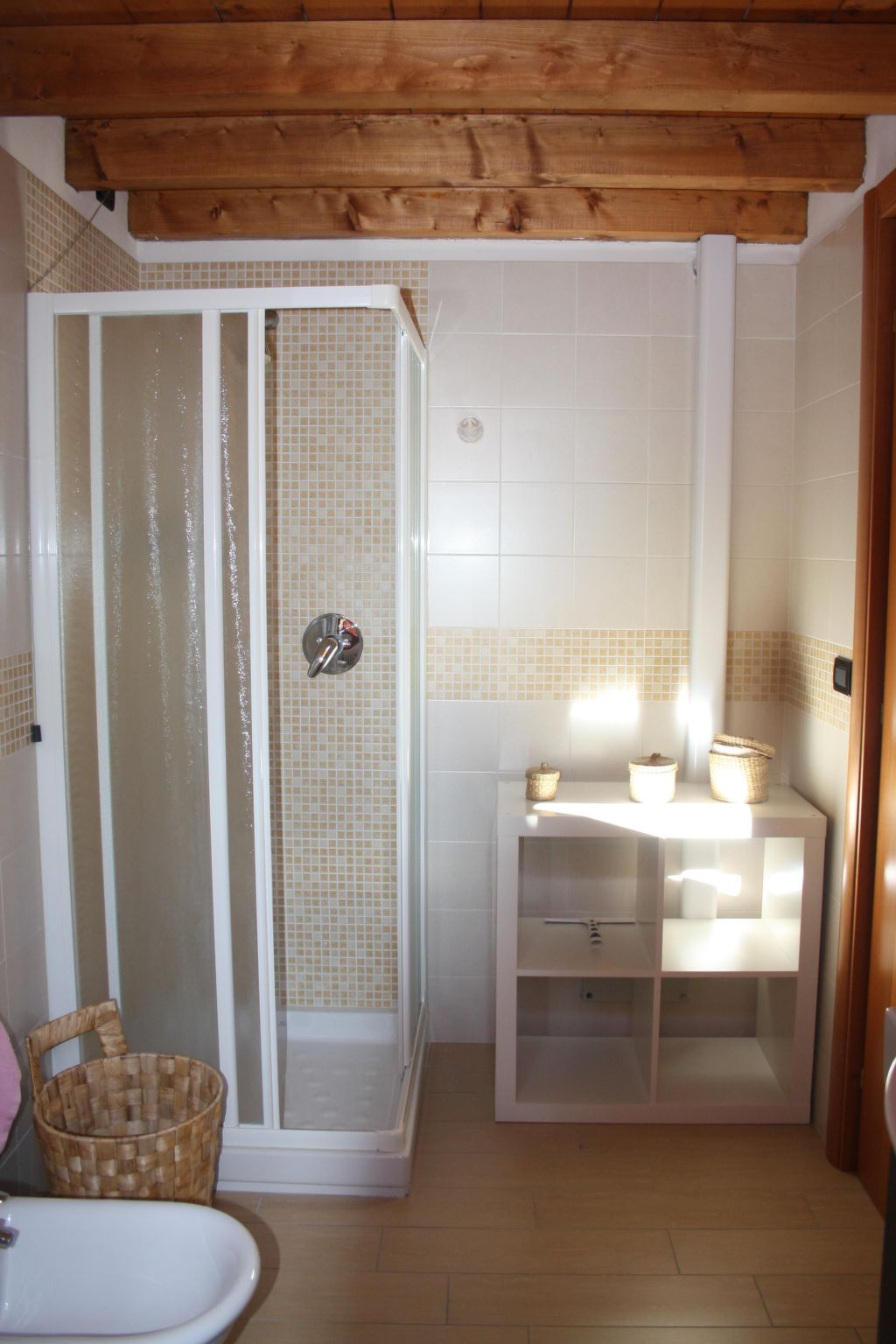 Mit Gemeinschaftspool-Binnen