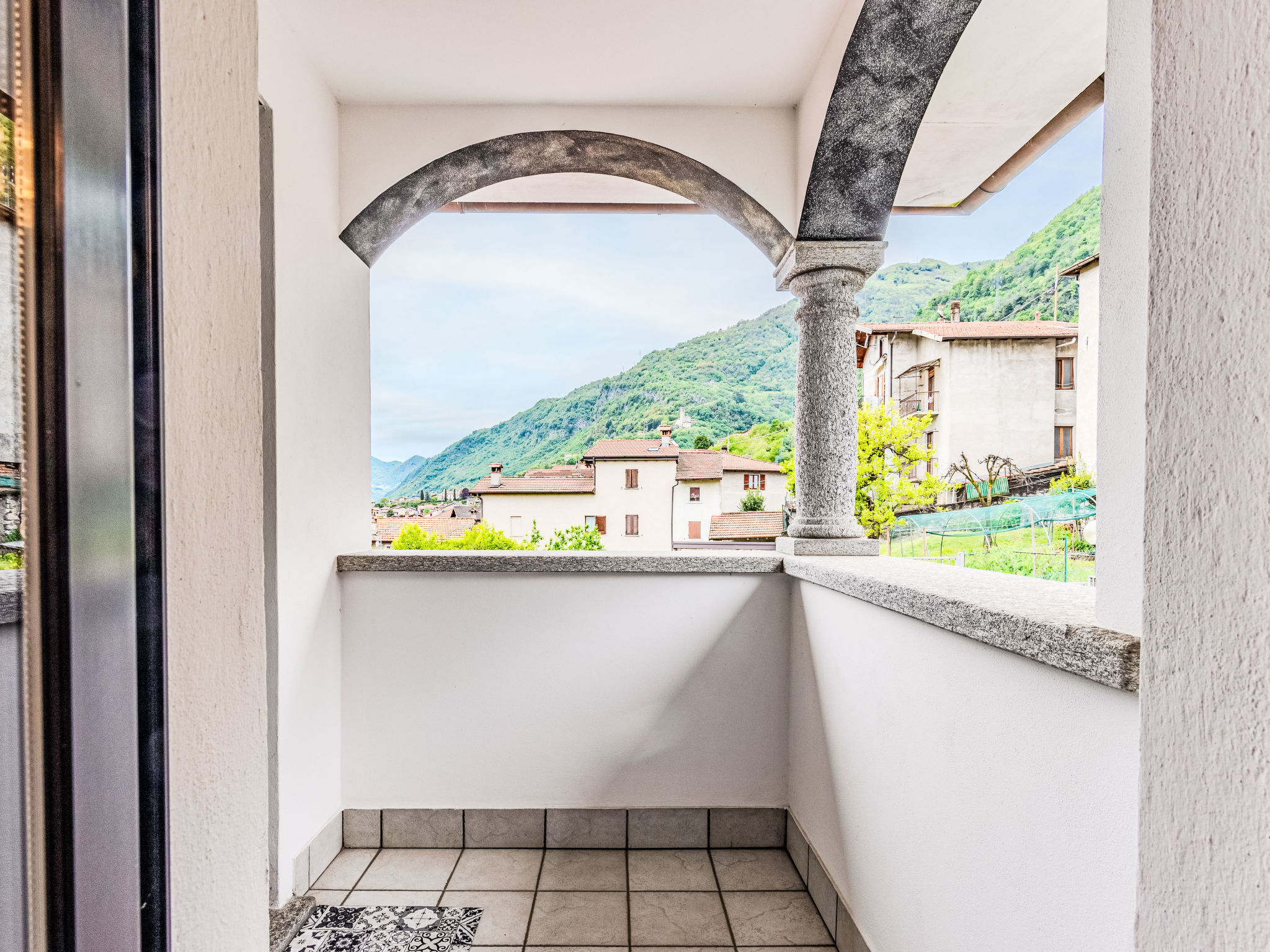 Nonna Grazia — Terrace (3 of 49)