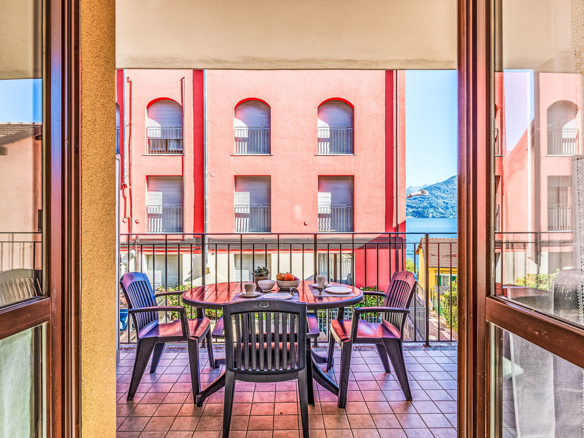 Villaggio Lago di Como-Buiten