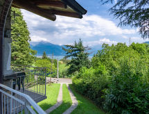 Rustiek vakantiehuis Bragna bij Pianello del Lario met tuin en uitzicht - thumbnail 2