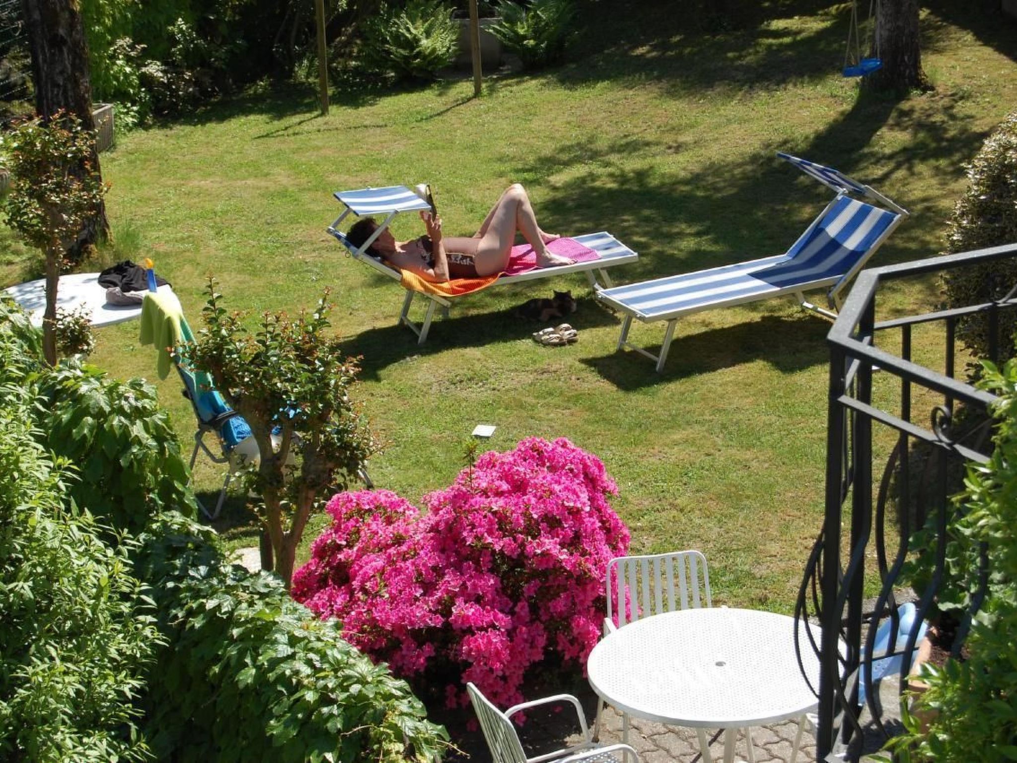 Wohnung Annetta mit Sicht auf See und Berge-Inside