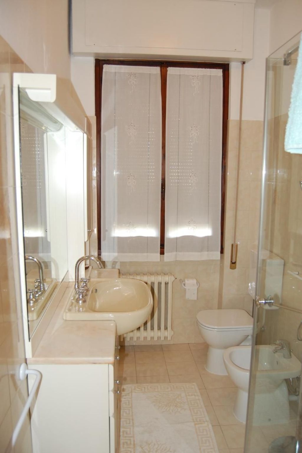 Photo of Wohnung Annetta mit Sicht auf See und Berge 75 m²