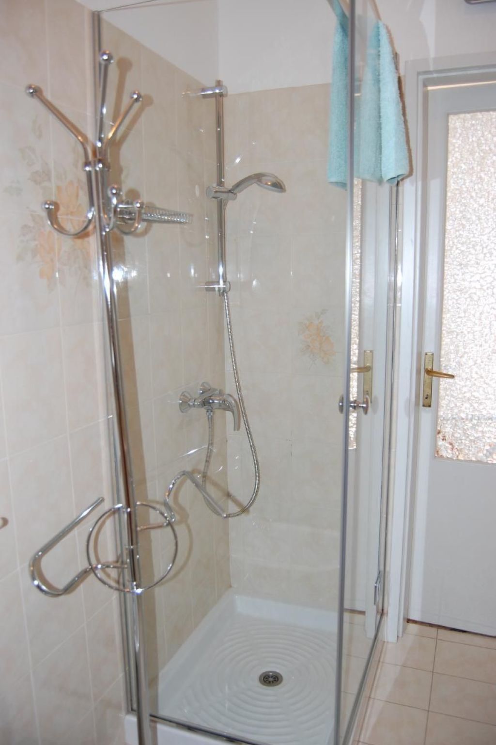 Photo of Wohnung Annetta mit Sicht auf See und Berge 75 m²