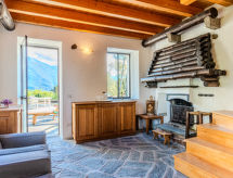 Casa di Sasso: Vakantiehuis nabij centrum in Pianello Lario - thumbnail 4
