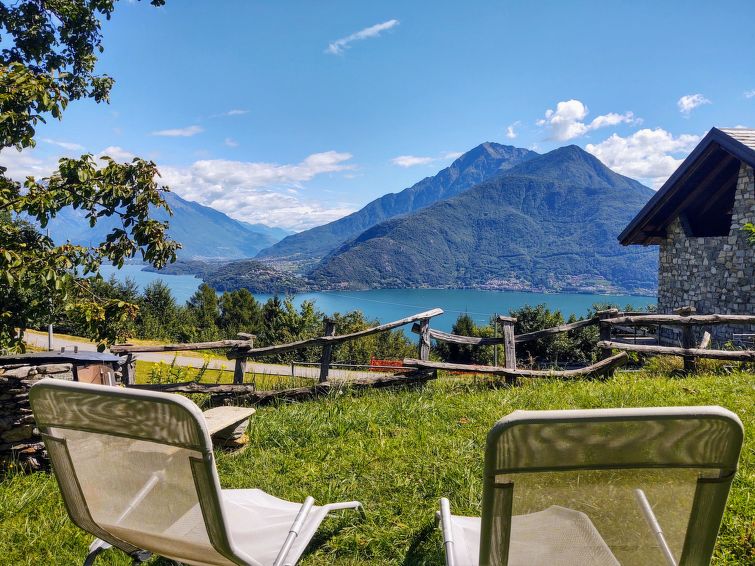Bergzicht en rust in vakantiehuis Salargo, Pianello Lario in Pianello Lario