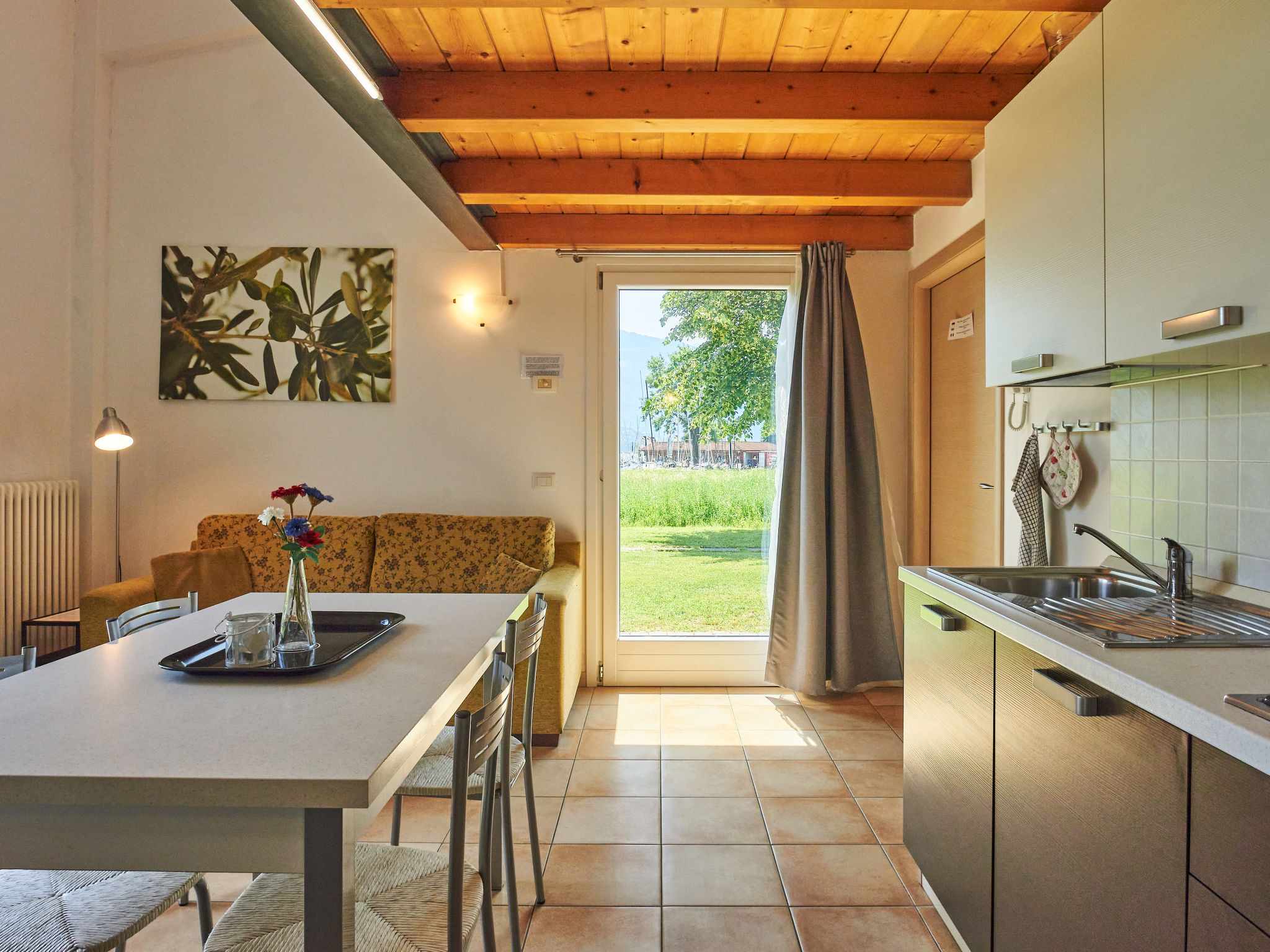 Kitchen / Dining Room