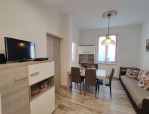 Ferienwohnung Letizia (DGO232)