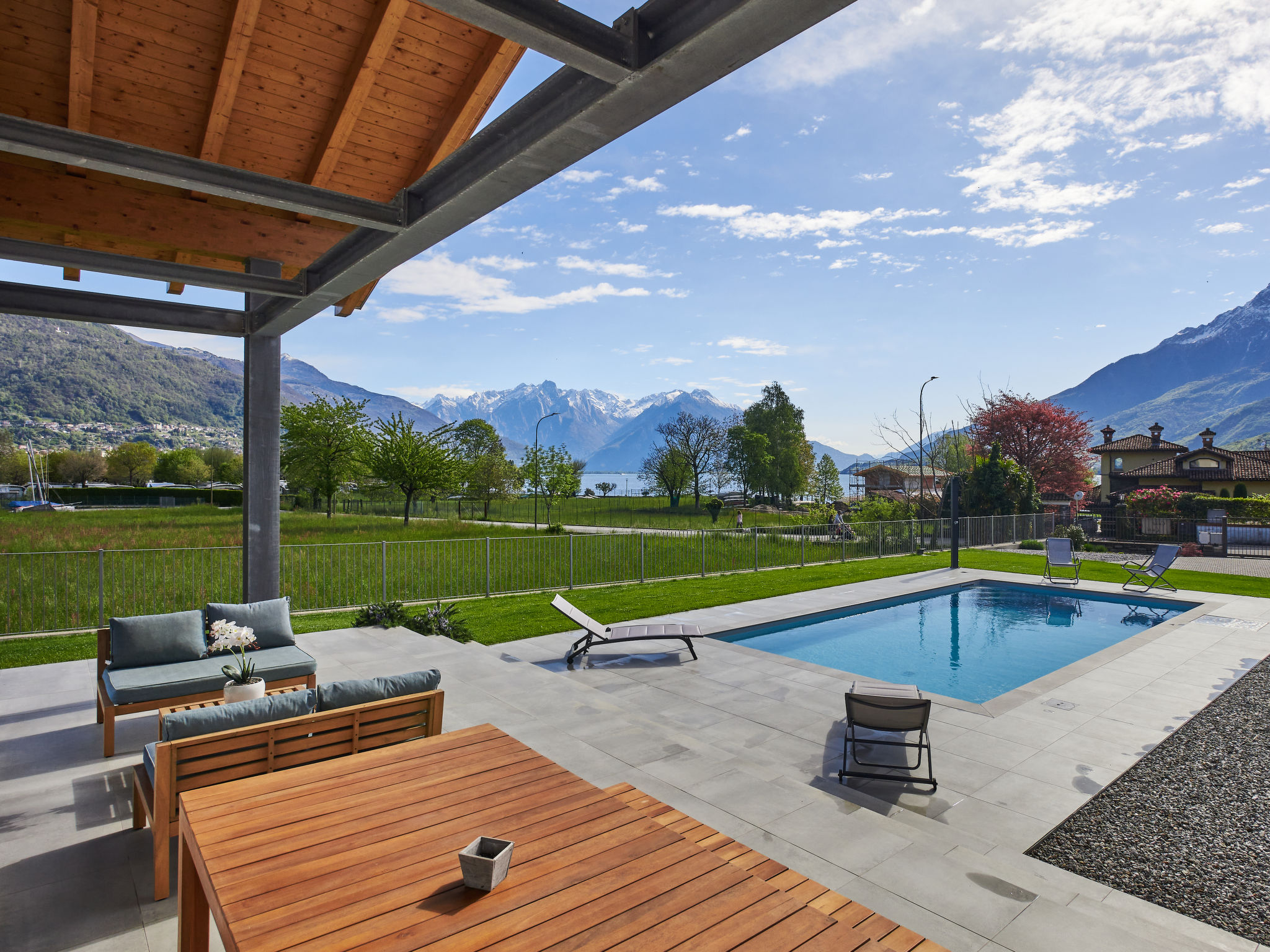 Vakantiehuis met privé zwembad in Dongo (Italië) voor 5 personen