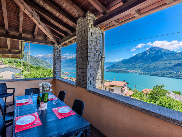 Search and Stay destination Stazzona, Lombardia - Italy from AU$ 287. Dora Bellavista