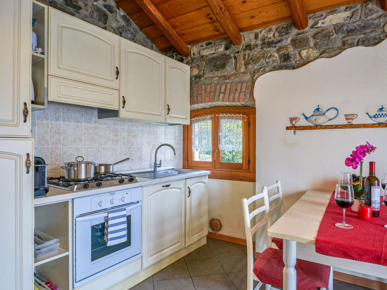 Pieve (GRV102) Accommodation in Gravedona