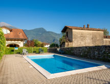 Apartment Paradiso