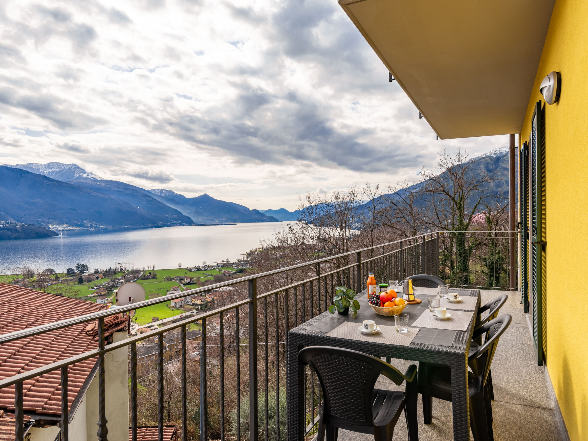 Raggio di Sole Apartment C Apartment in Gravedona