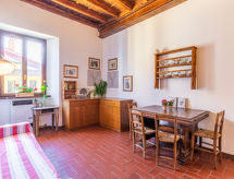 Historisch appartement aan het Comomeer, midden in Gravedona - thumbnail 1