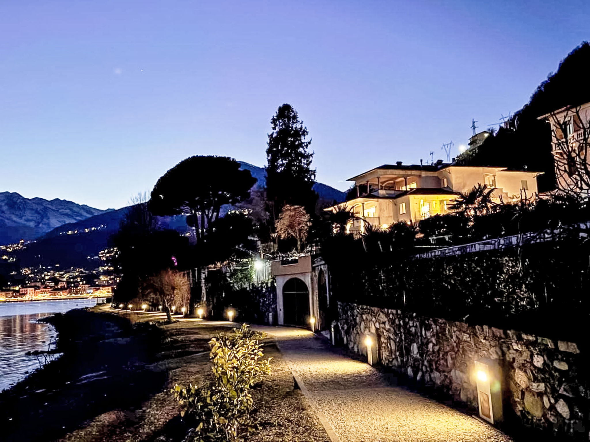 Photo of Riflesso del lago