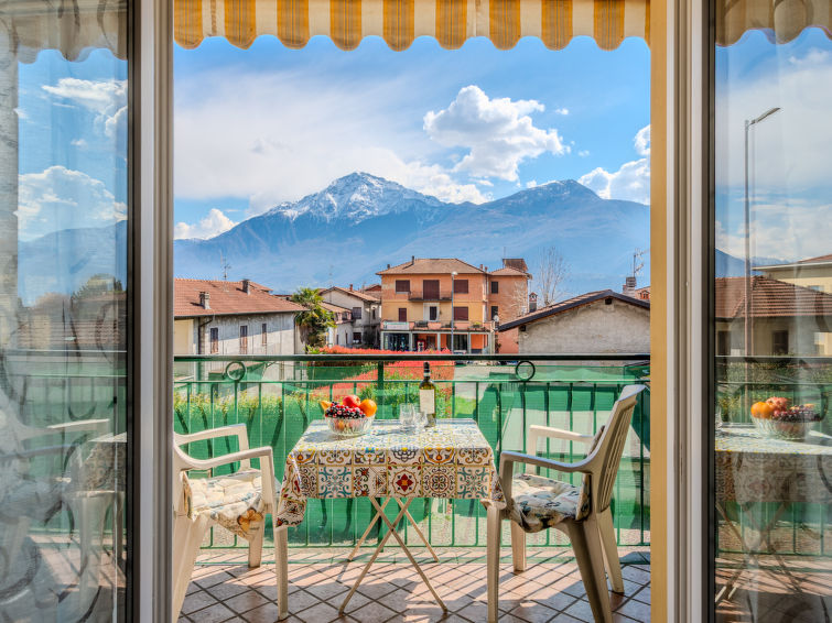 Amarela Apartment in Gravedona
