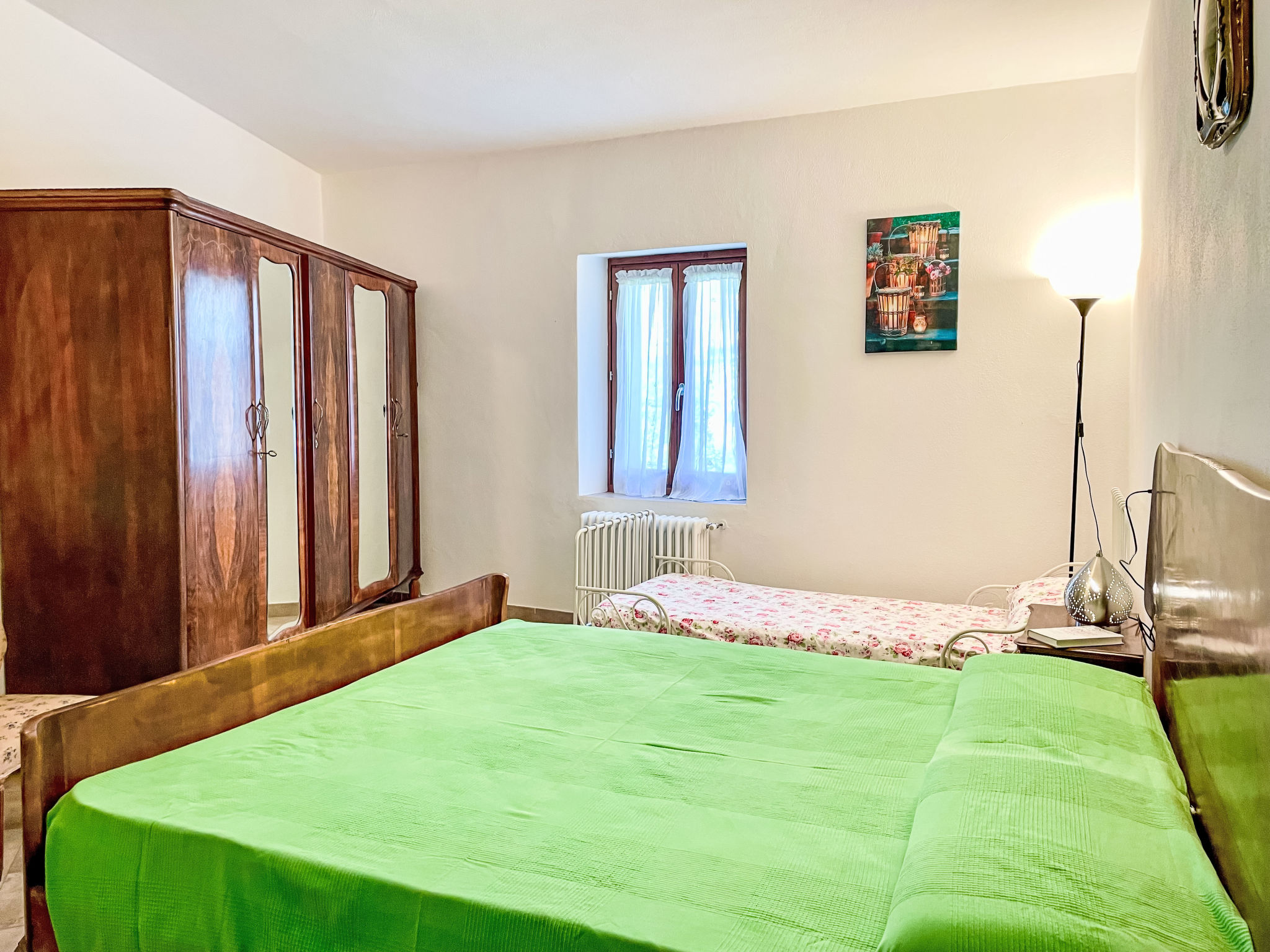 Castello-Inside
