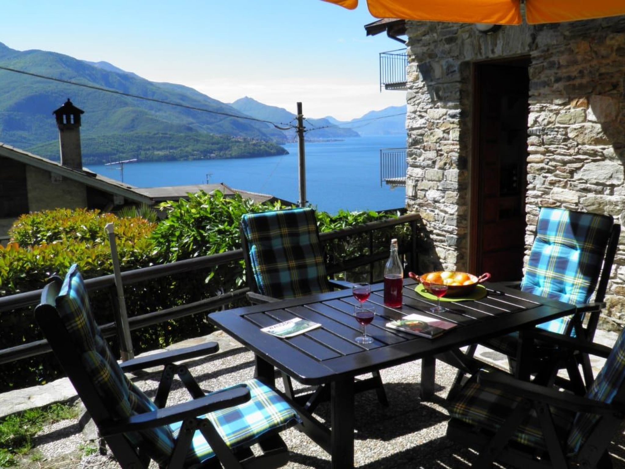 Ribolla Apartment in Gravedona