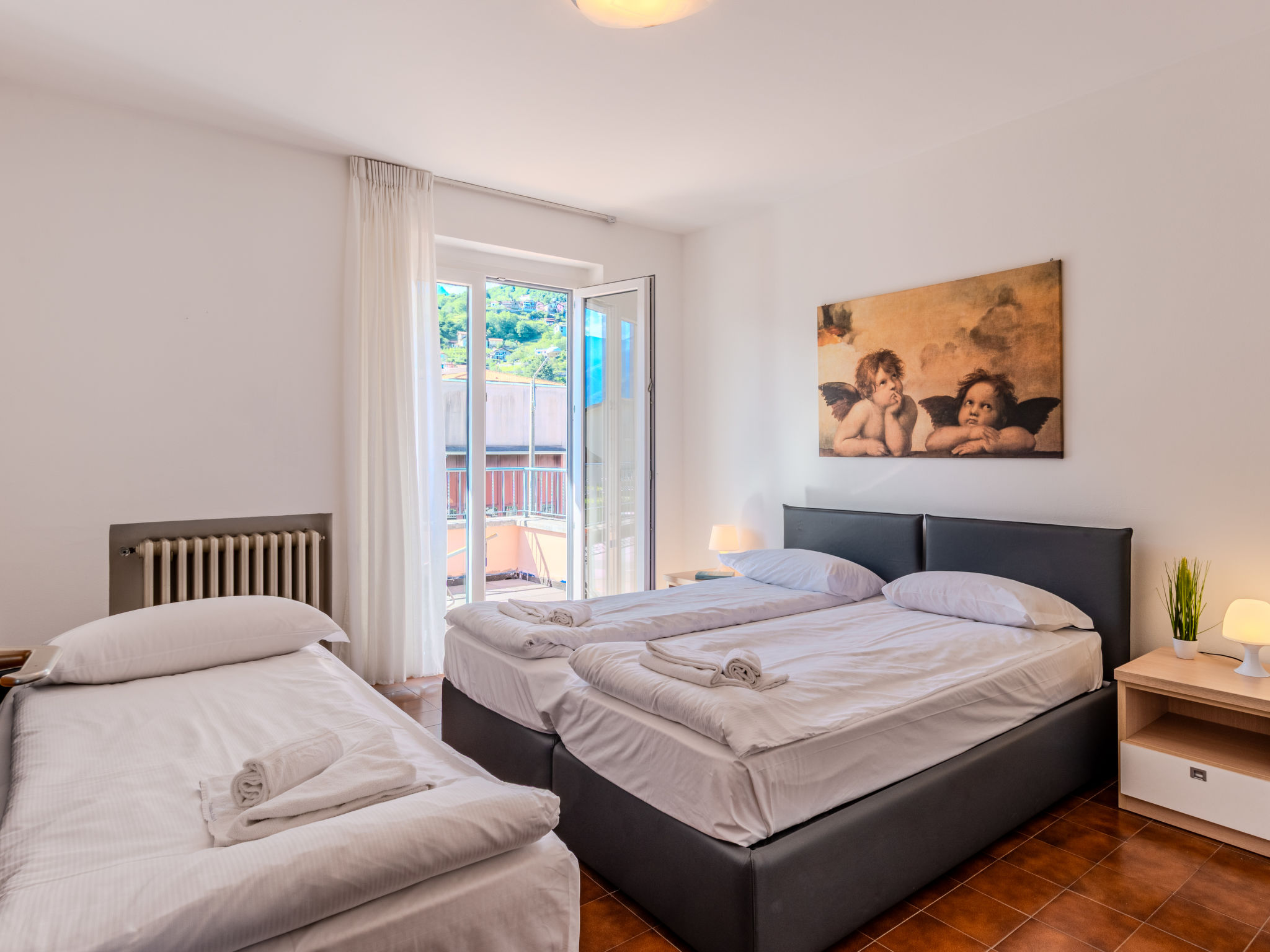 Domaso central apartment-Dedans