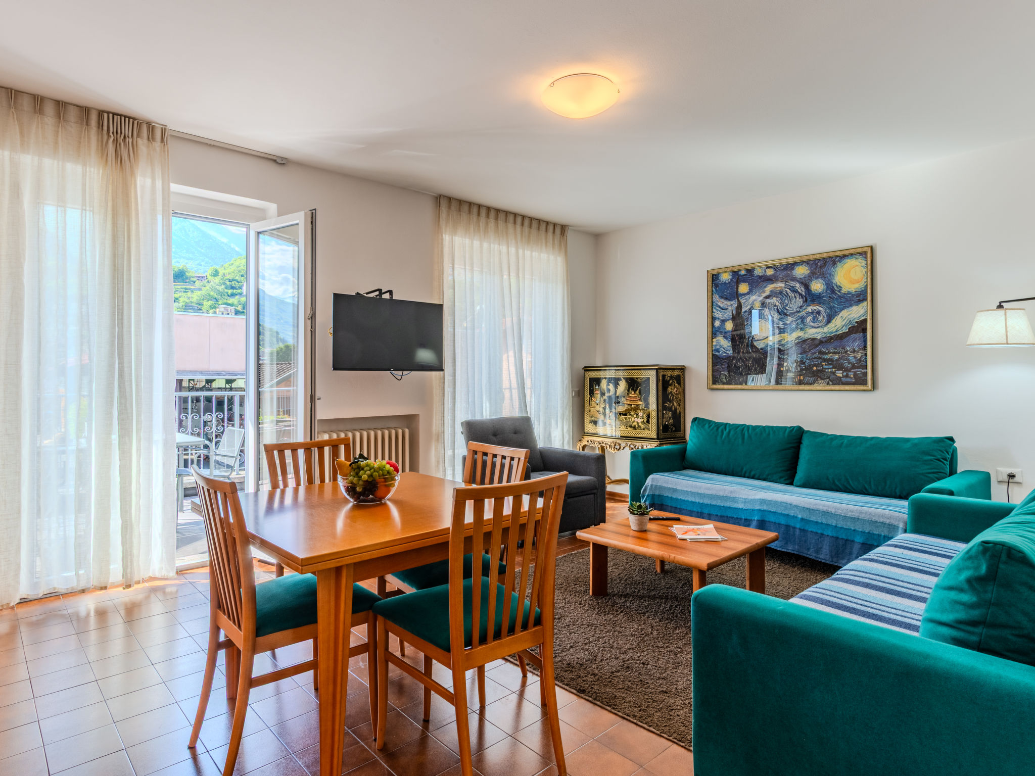 Domaso central apartment-Dedans