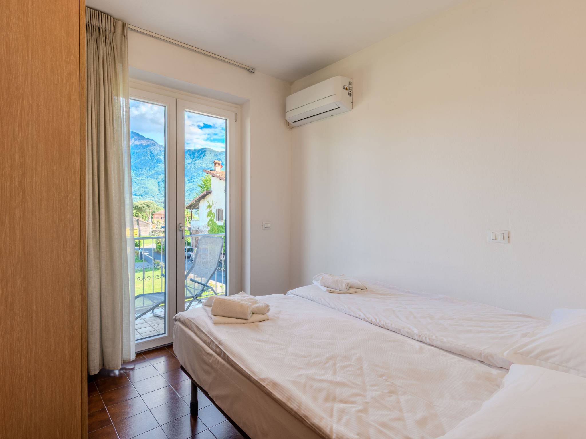 Domaso central apartment-Dedans