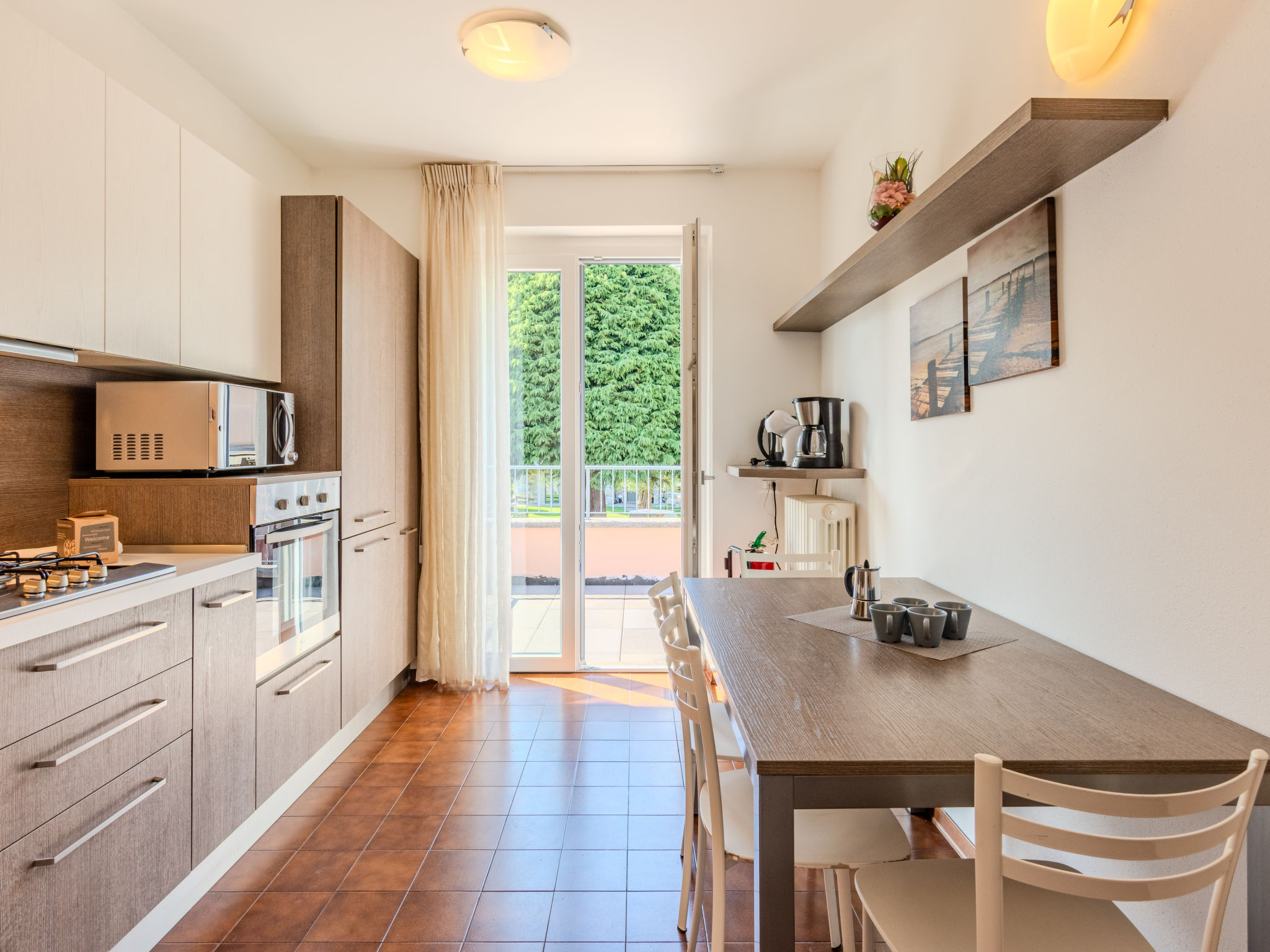 Domaso central apartment-Dedans