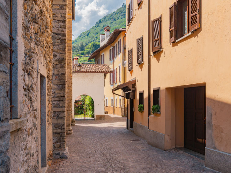 Search and Stay destination Domaso, Lombardia - Italy from AU$ 153. Sogno di Elvira