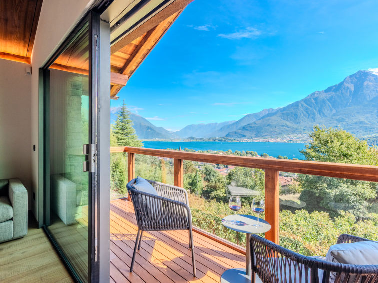 Vakantiehuis met privé zwembad in Domaso (Italië) voor 7 personen