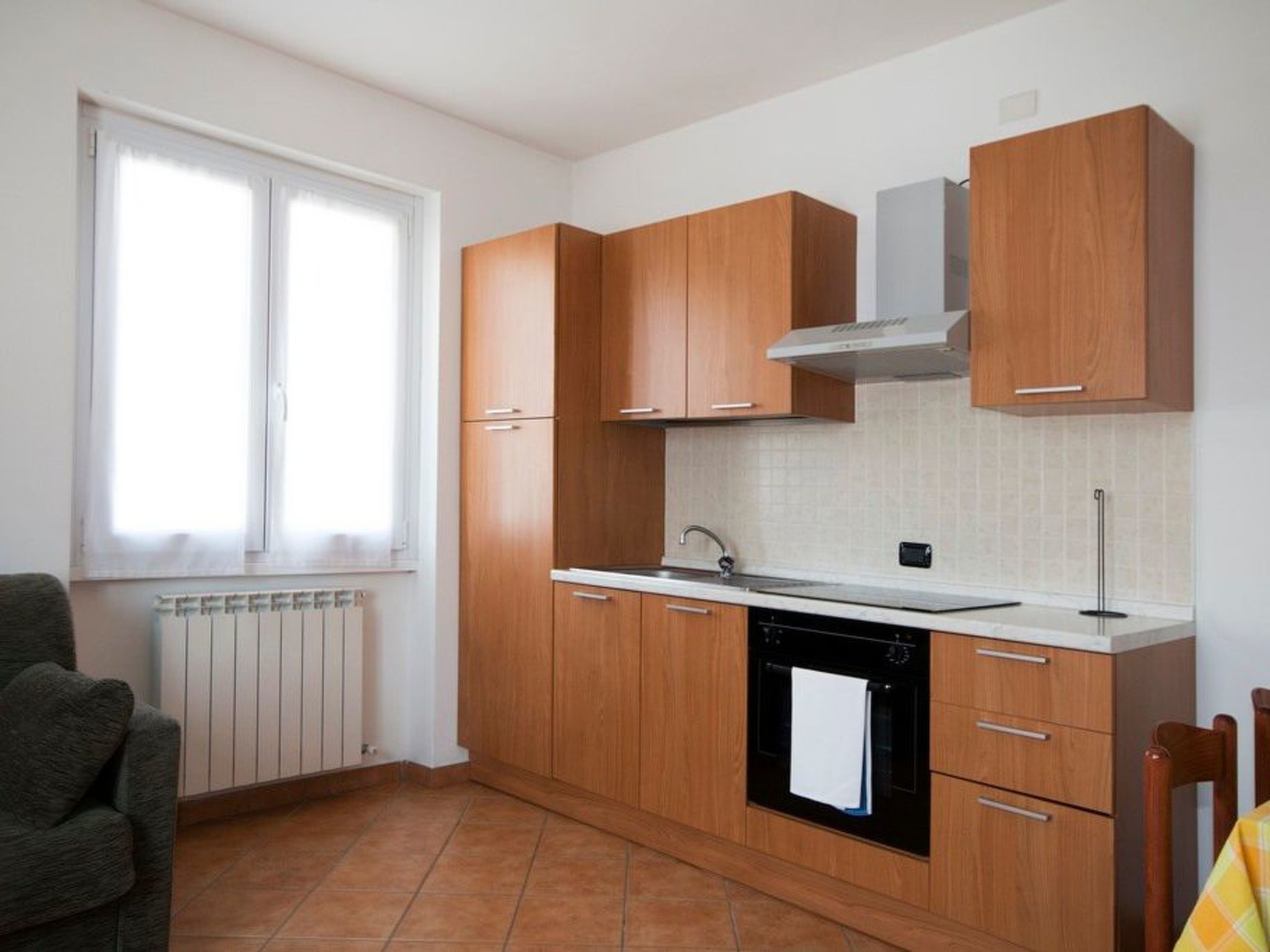 Angenehme Wohnung mit Garten und Pool-Binnen