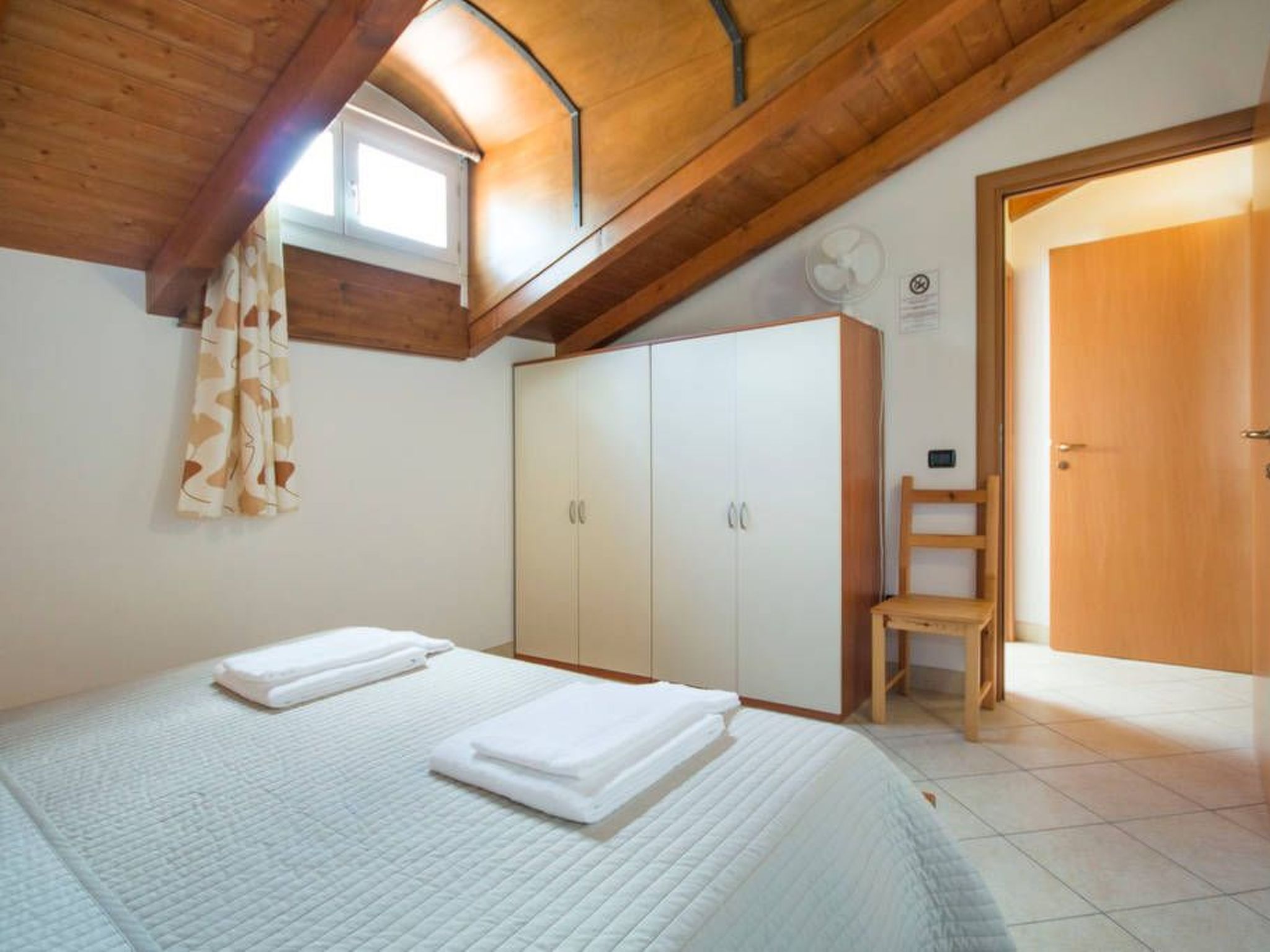 Photo of Lakeside Attic Apartment