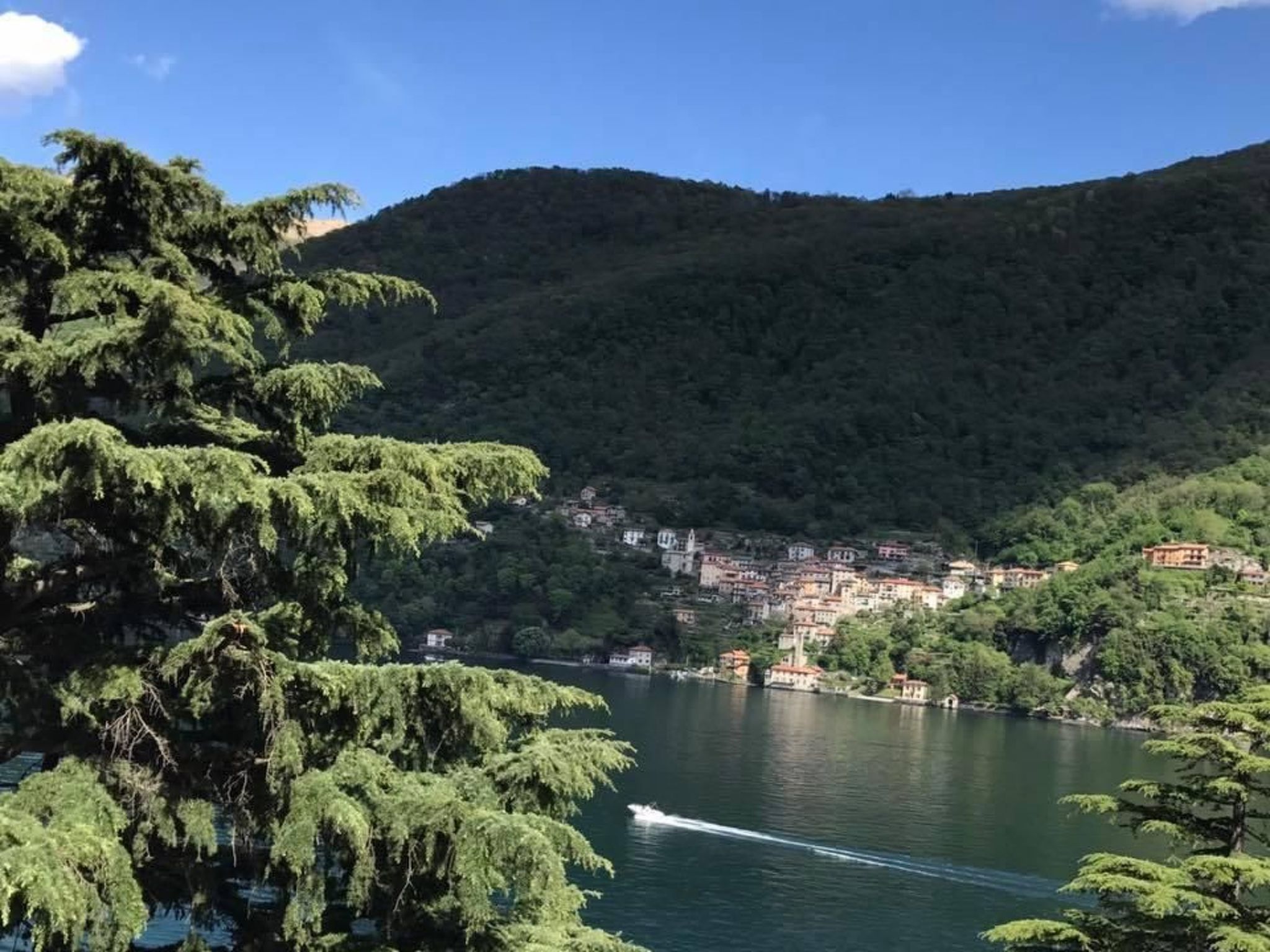 Wohnung in Domaso mit privatem Parkplatz-Dedans