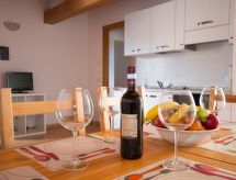 Ruim appartement op de bovenste verdieping bij het Comomeer - thumbnail 4