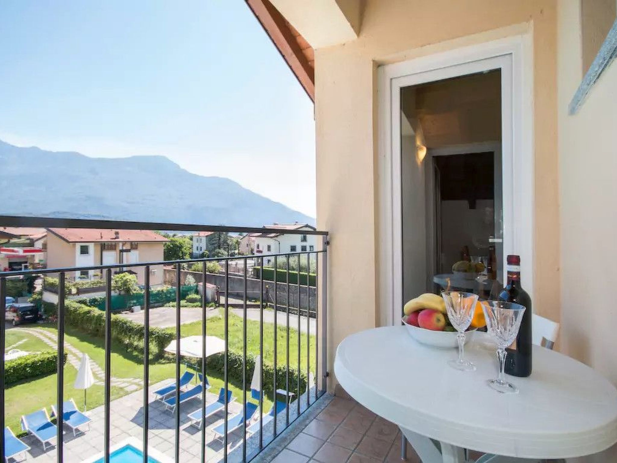 Photo of Dachgeschosswohnung am See für 6 Personen