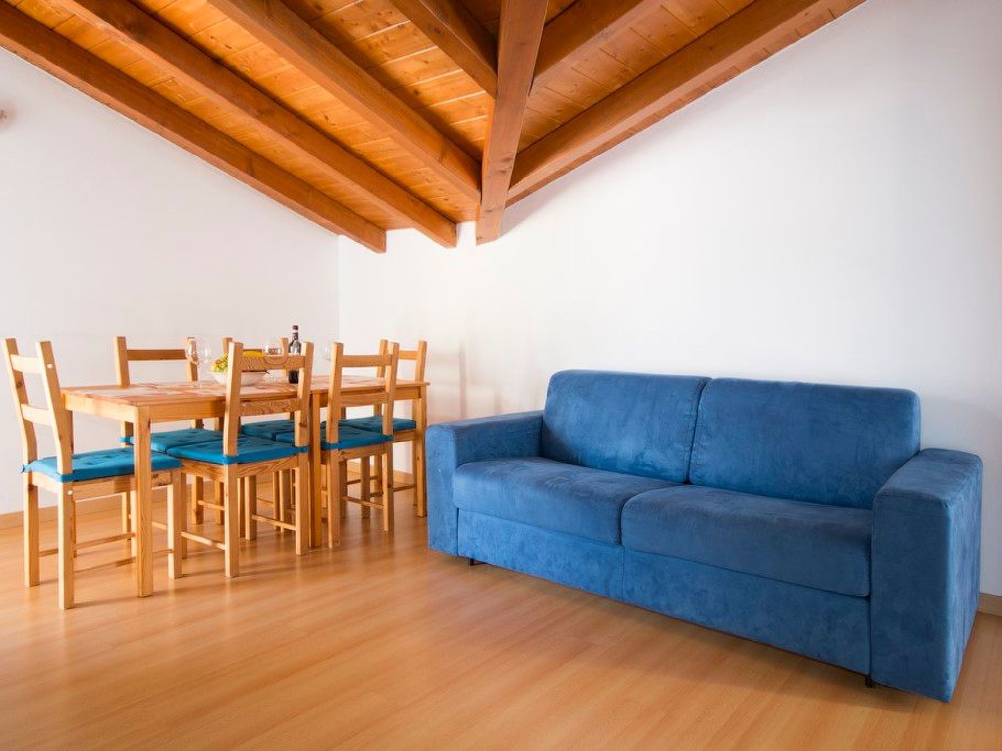 Photo of Dachgeschosswohnung am See für 6 Personen