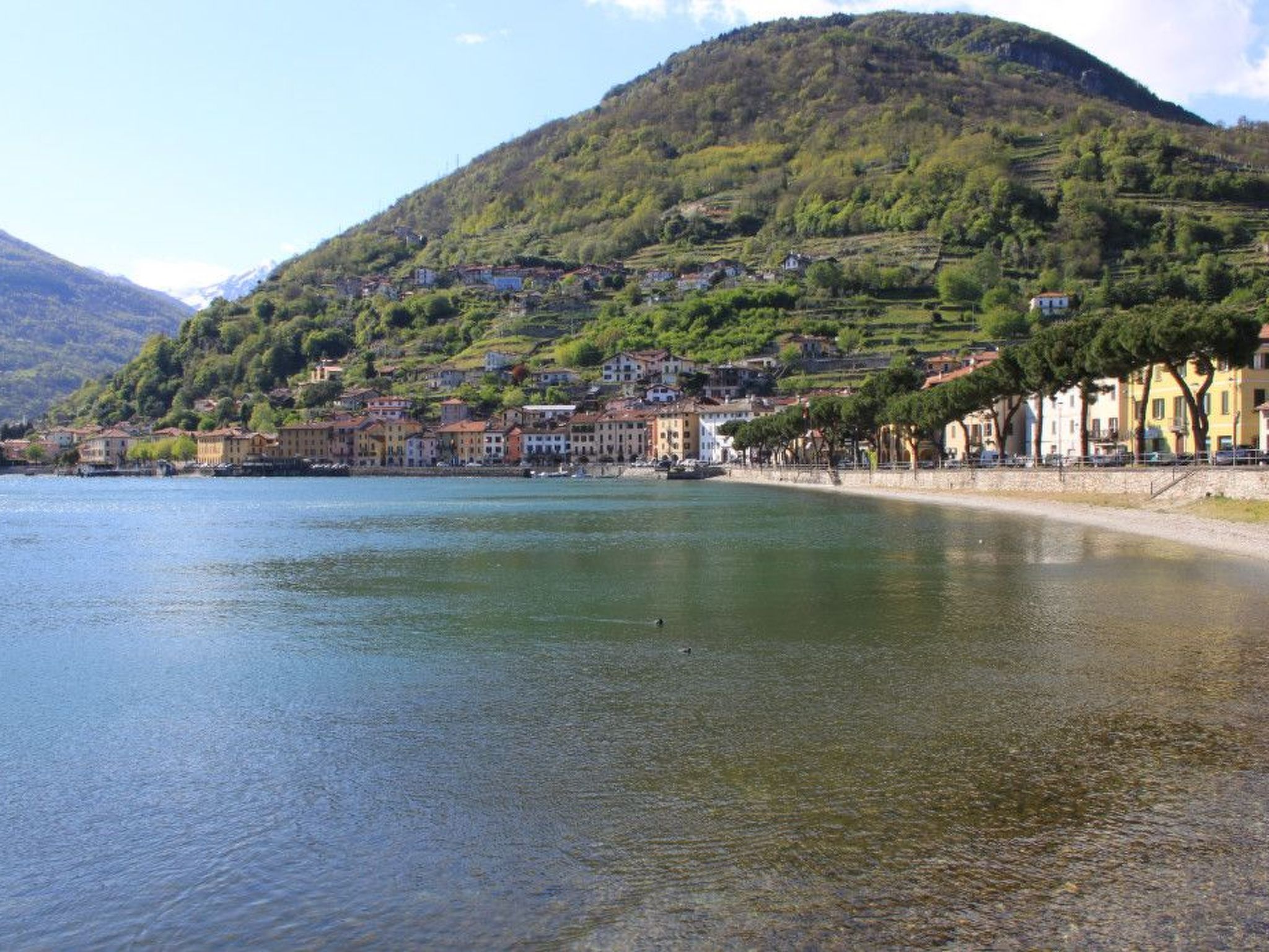 Photo of Dachgeschosswohnung am See für 6 Personen