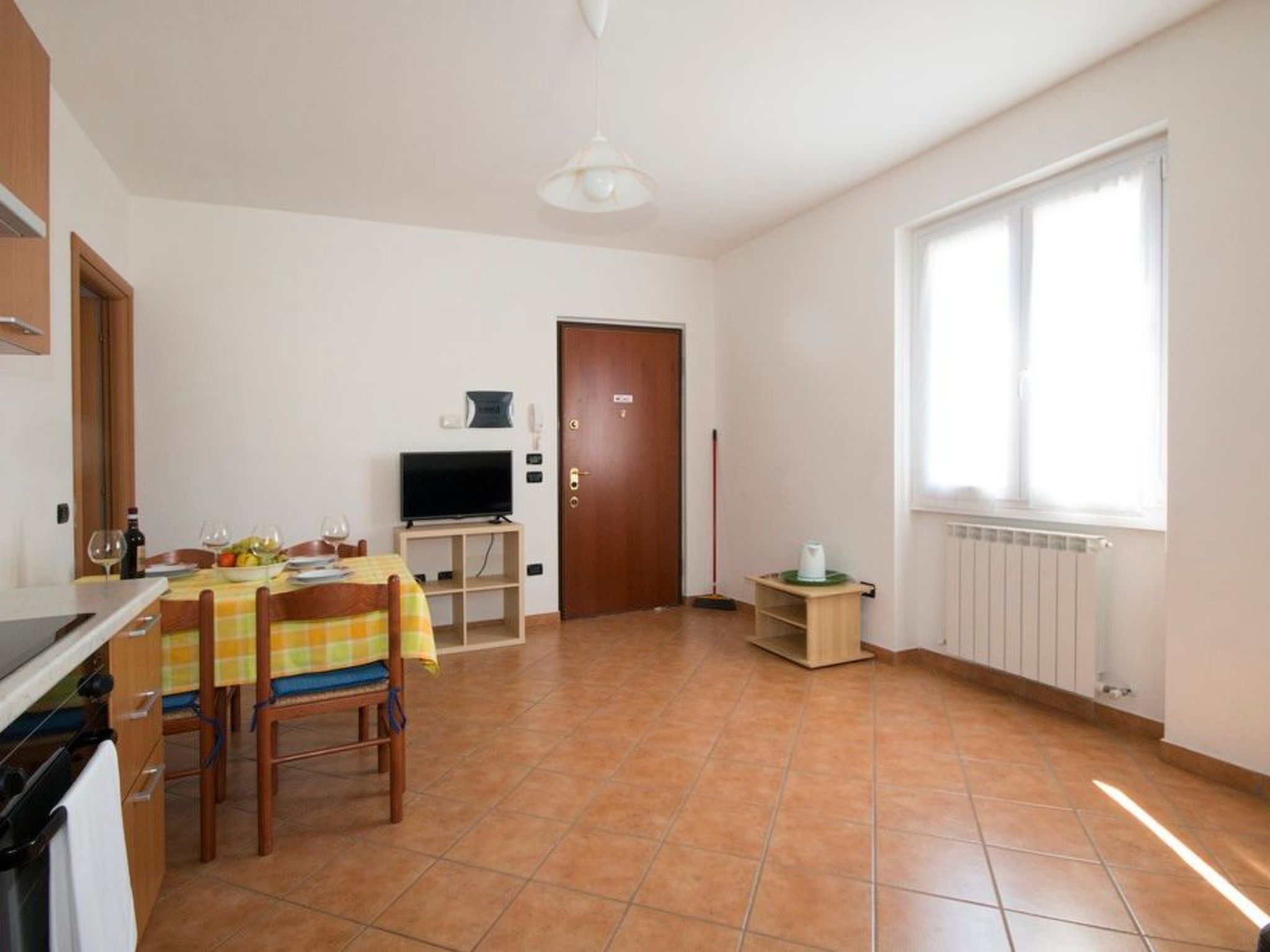 Wohnung in Domaso mit privatem Parkplatz-Binnen