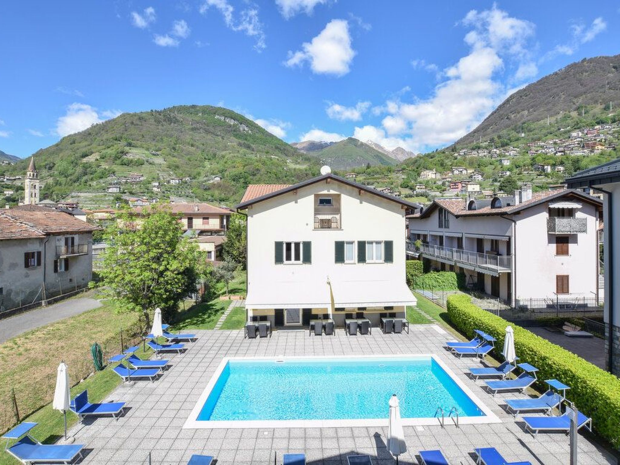 Wohnung in Domaso mit privatem Parkplatz-Binnen