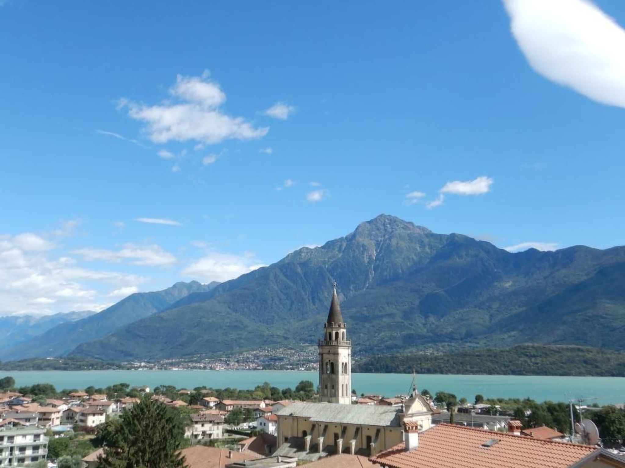 Domaso accommodation cabins for rent in Domaso apartments to rent in Domaso holiday homes to rent in Domaso