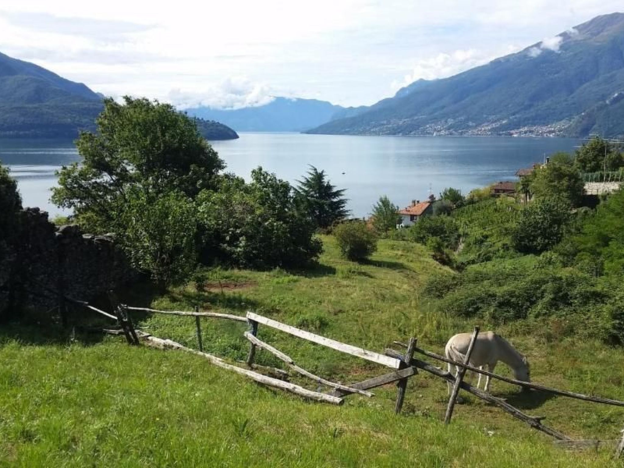 Photo of Domaso Surfview - schönes Ferienhaus