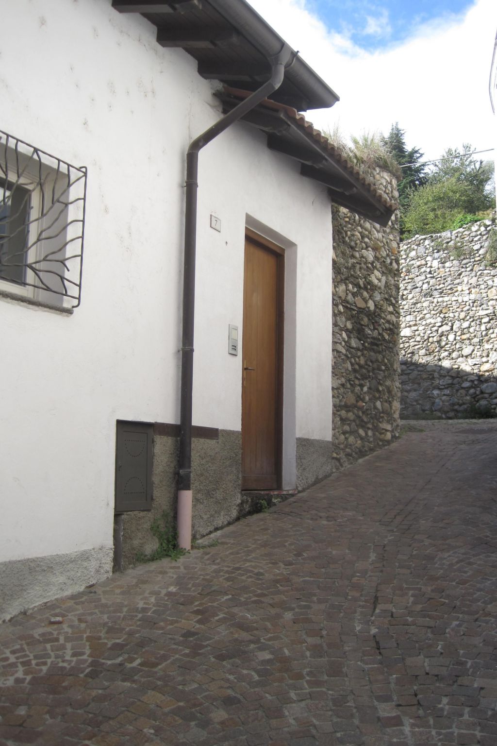 Photo of Ruhig gelegene Ferienwohnung in der Altstadt von Domaso