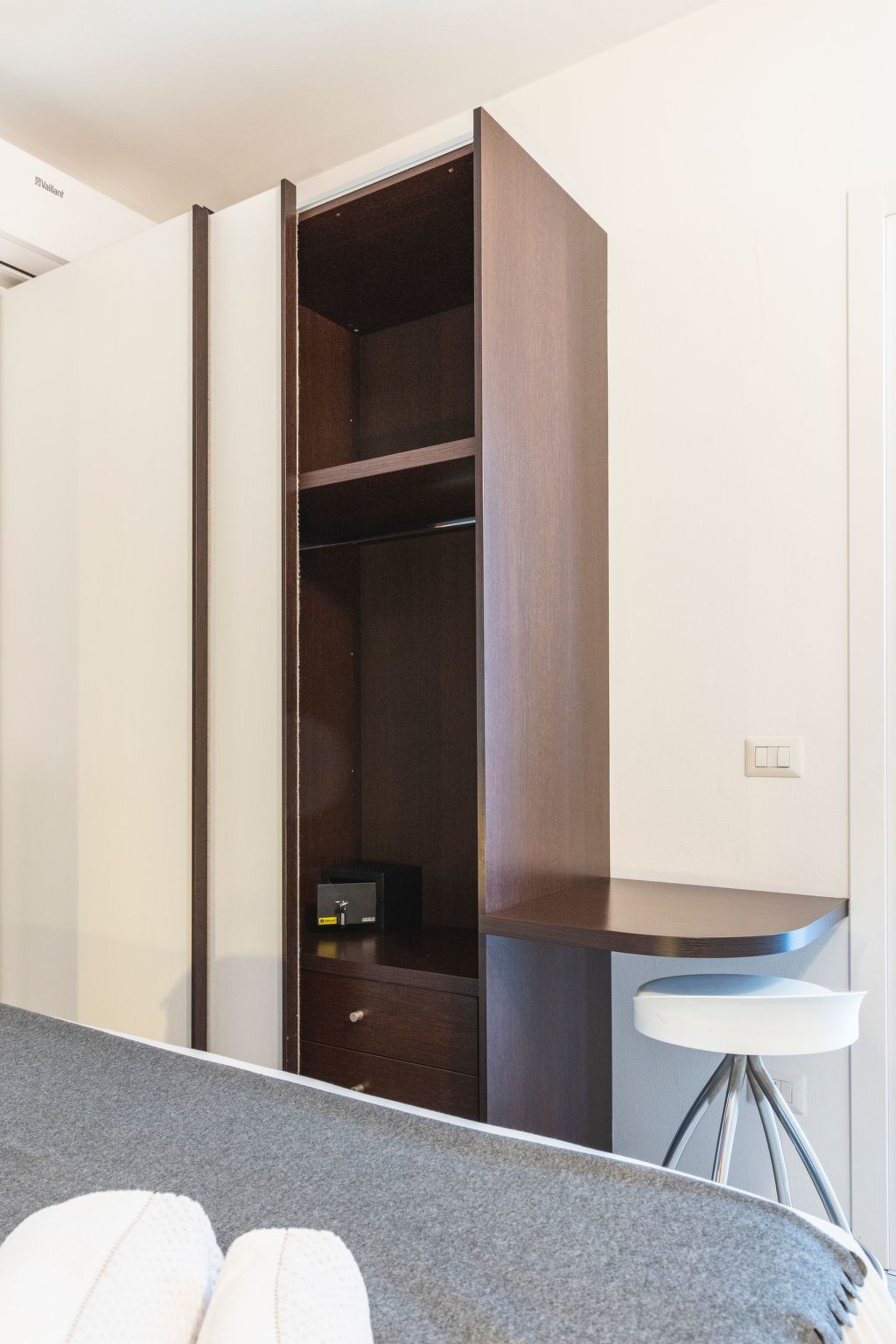 Wohnung mit Schwimmbad und fantastischem Seeblick-Dedans