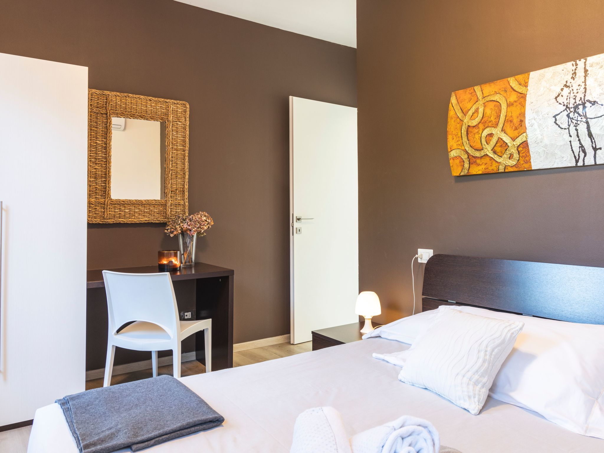 Mughetto-Image-tags.info