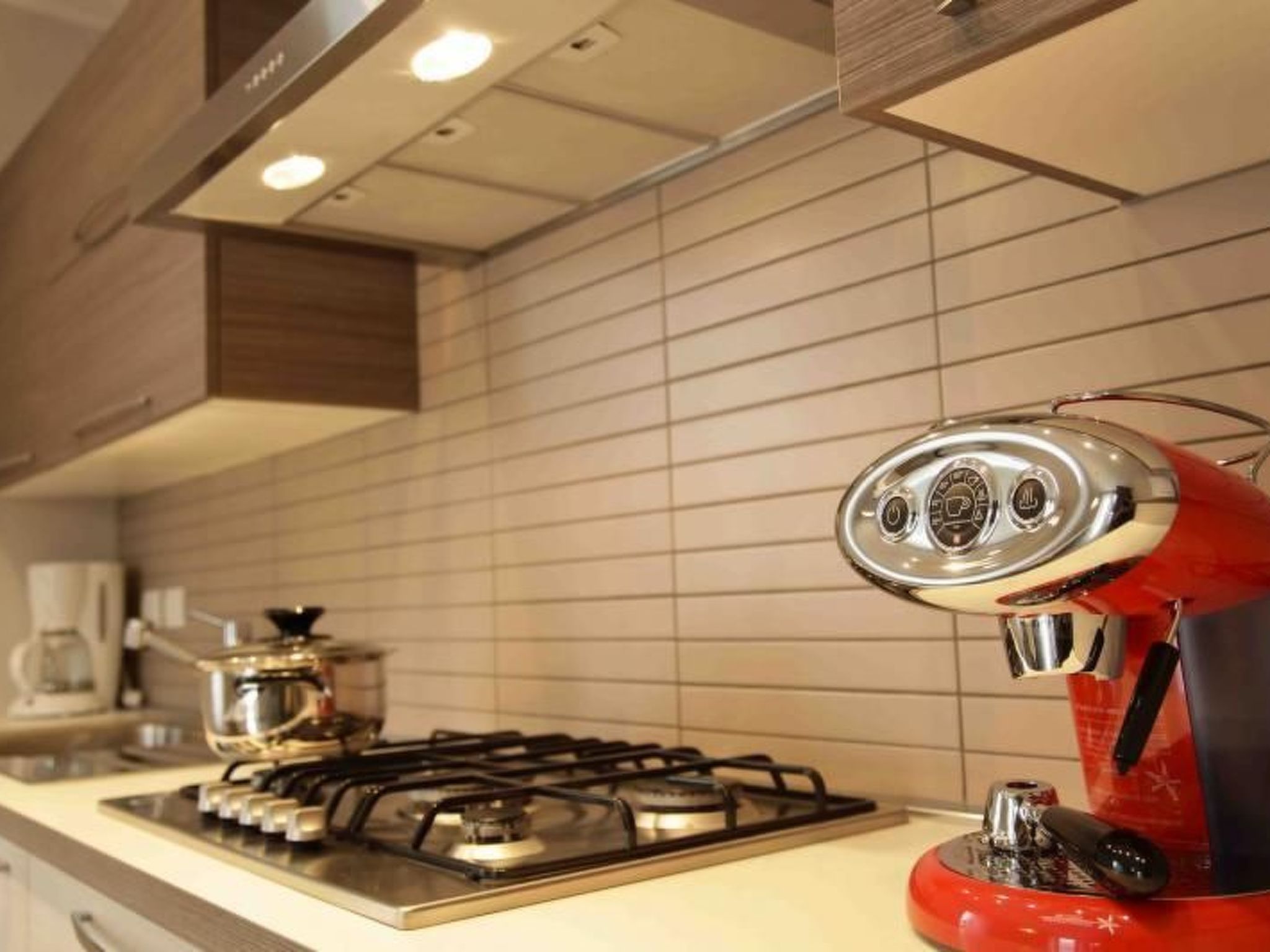 Ferienvilla 'Perla del Lago' mit privatem Pool-Dedans